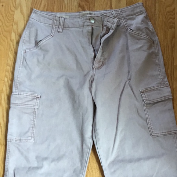 Pants - Women’s Cargo Pants in Light Taupe - Classic Workwear Style. Size 12